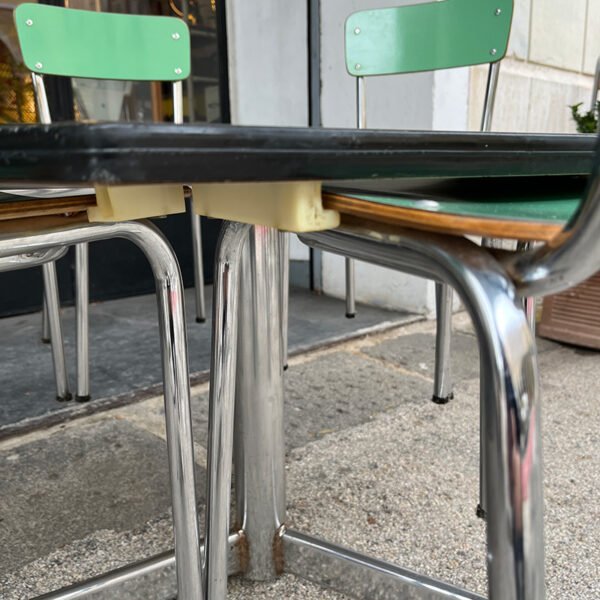 tavolino esagonale da asilo