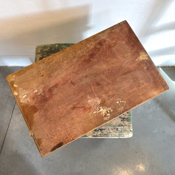 scatola in legno fondo