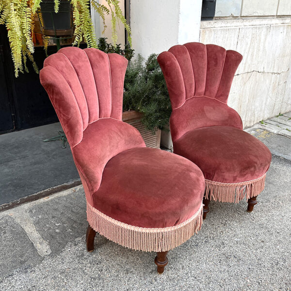 poltroncina da camera rosa anni '50