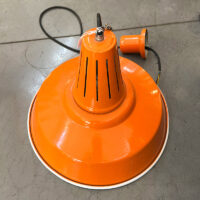 lampadario industriale vintage arancione