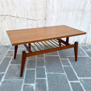 coffee table vintage in teak