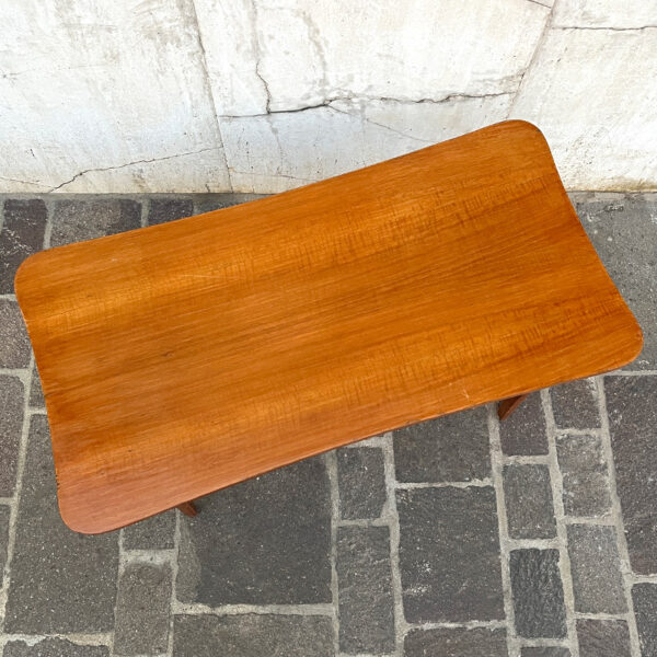 coffee table vintage sagomato anni '60