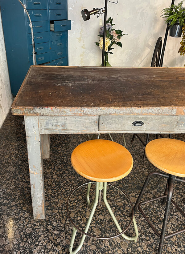 tavolo da lavoro vintage in olmo