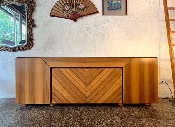 Sideboard in noce americano vintage