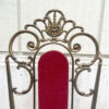 sedia ottone e velluto rosso vintage