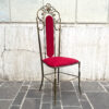 sedia ottone e velluto rosso vintage