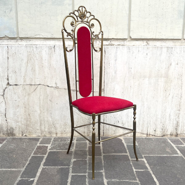 sedia ottone e velluto rosso vintage